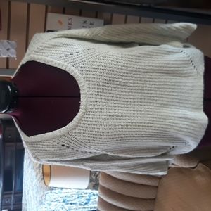CF size M Sweater (SKU 600)